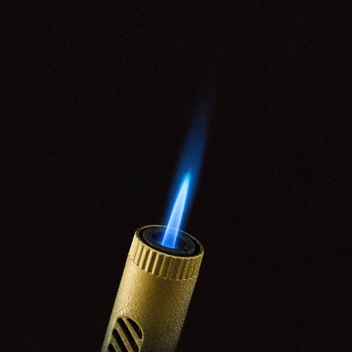 Soul Torch | Multi Color Torch Lighter – 9 Count Display [1809] | Rotating Angle Nozzle Torch Canadian Distributor