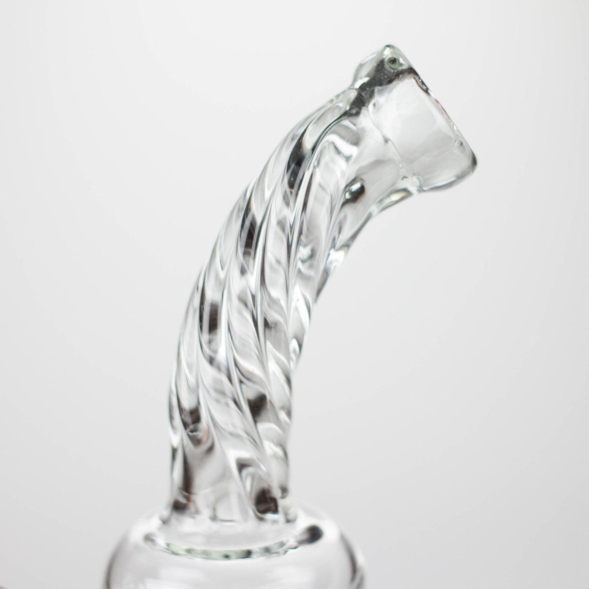 6" Twist Neck Glass Bong with Water Diffuser | 14mm Bowl Joint | Stemless Design Glass Bong Bongzie Smokes
