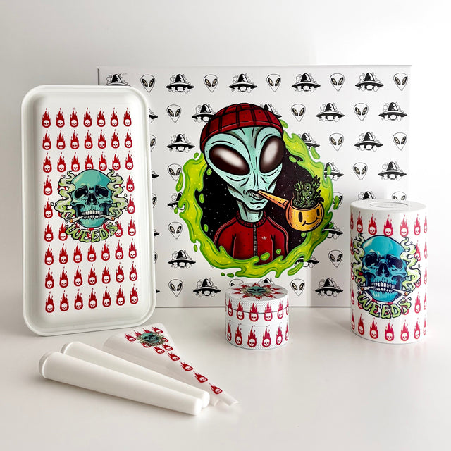 Smoking Skull Accessory Gift Set Bundle Super Supplys Inc