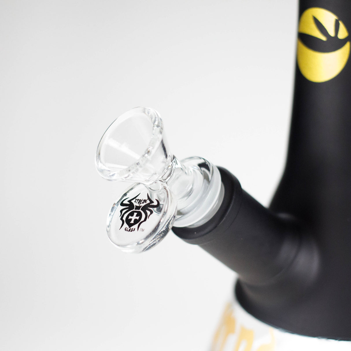 Xtreme | 13″ 7mm Vase Shape Beaker Bong with Window – (XTR-1009) Glass Bong Canadian Distributor