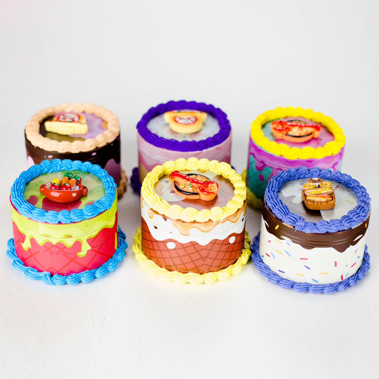 2.5" Cake-Shaped Metal Grinder – 4-Layer Herb Grinder (Box of 6) Display Pack 777 Smoke