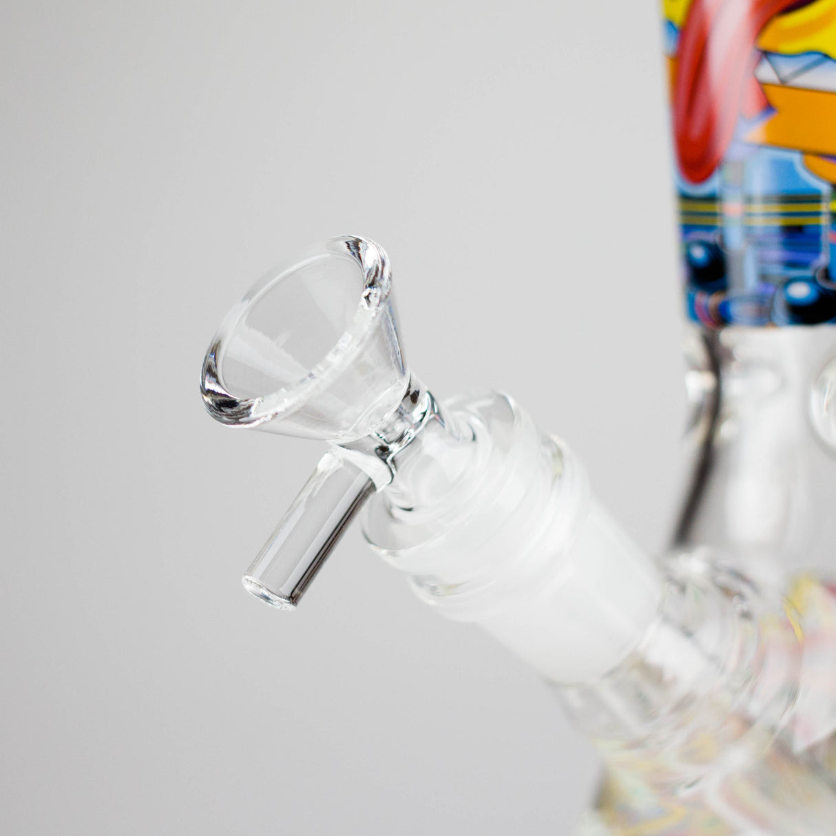 10" Glow-in-the-Dark Glass Bong with Cartoon Sponge Design Glass bong 777 Smoke