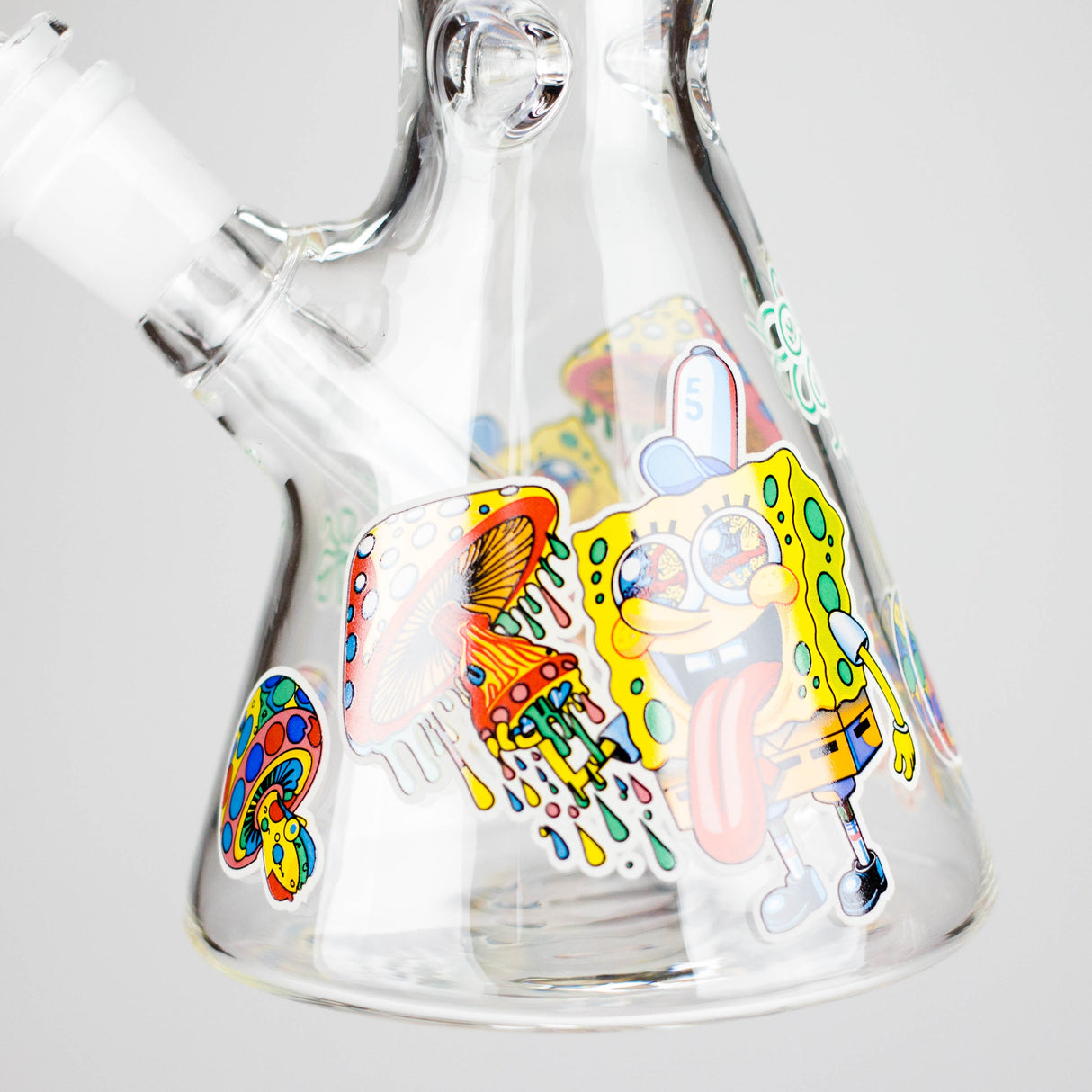 10" Glow-in-the-Dark Glass Bong with Cartoon Sponge Design Glass bong 777 Smoke