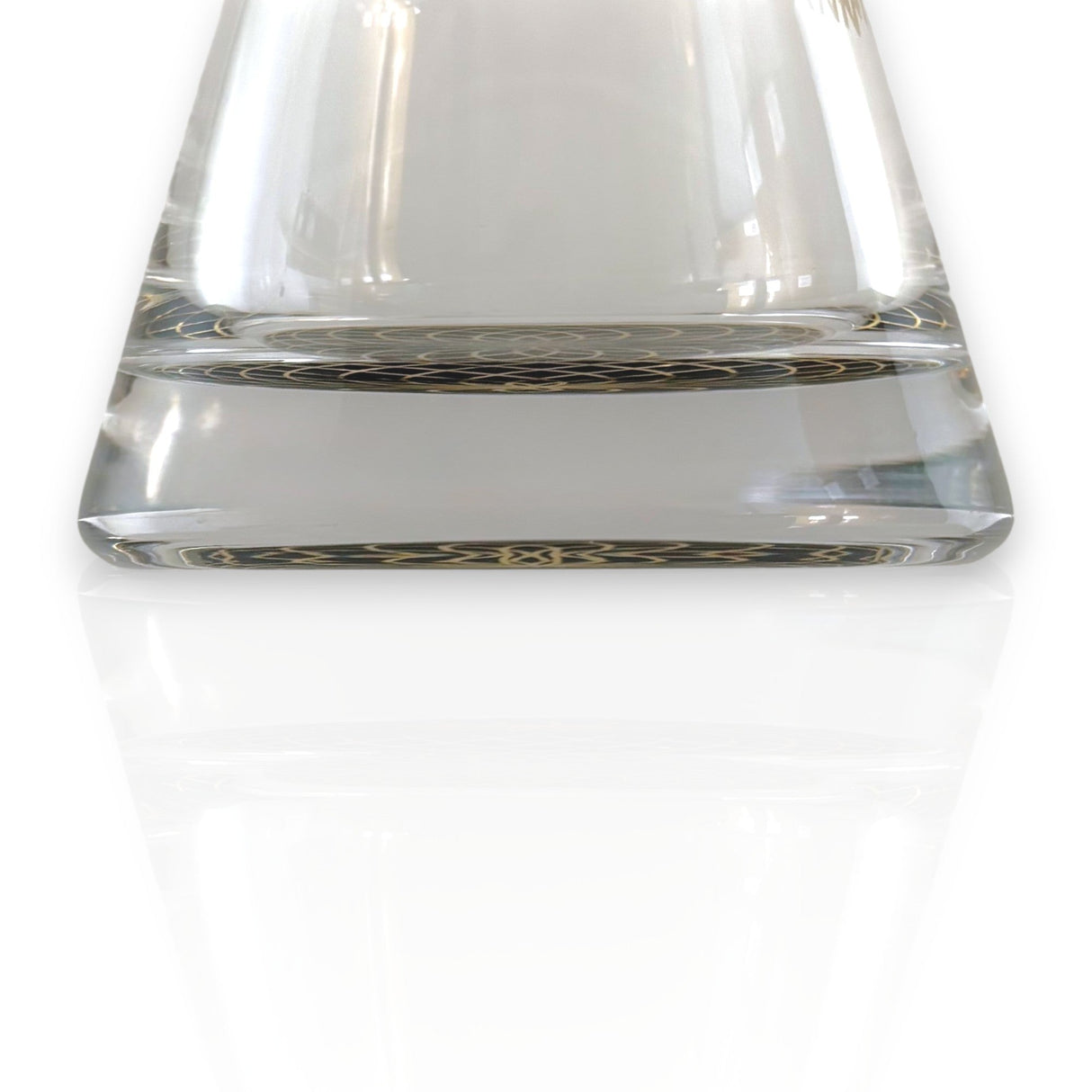 Wellcann | 16" Heavy-Duty 7MM Beaker Water Pipe – Extra Thick Base-Black Glass Bong Super Supplys Inc