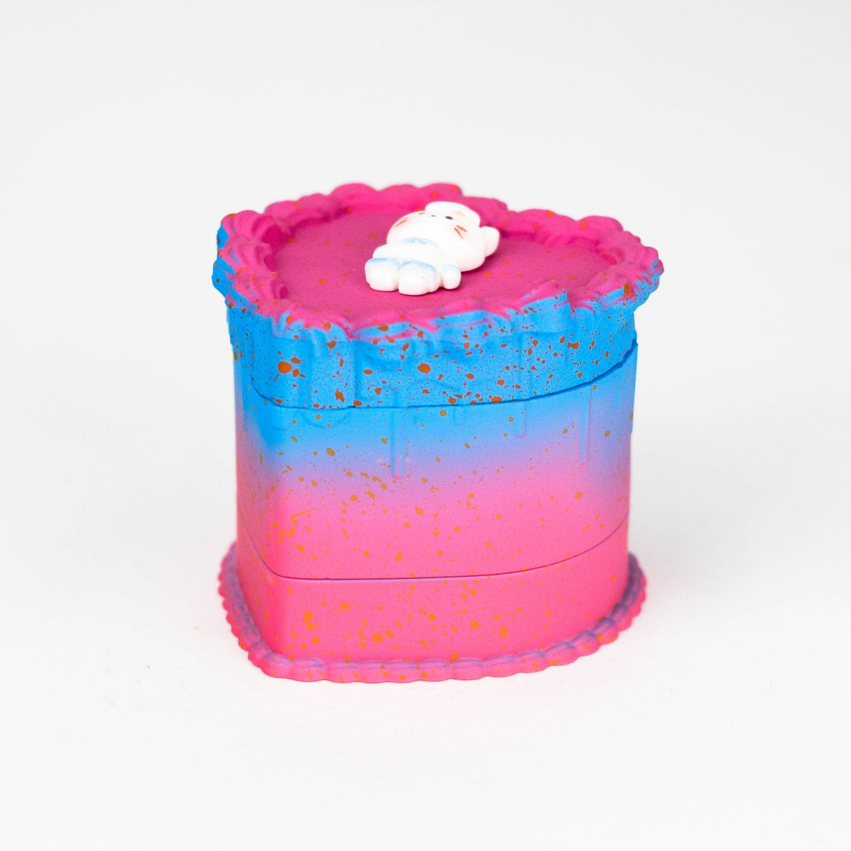 2.5" Heart Shaped Cake Metal Grinder 4 Layers - Box of 6 Display Pack 777 Smoke