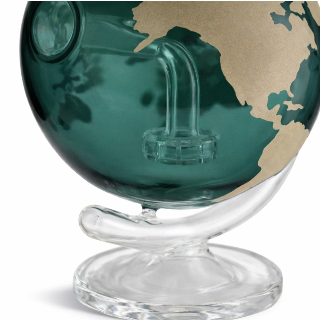 Fortune | 7.5" Globe World Map Glass Bong – 14mm Joint Glass Bong Fortune