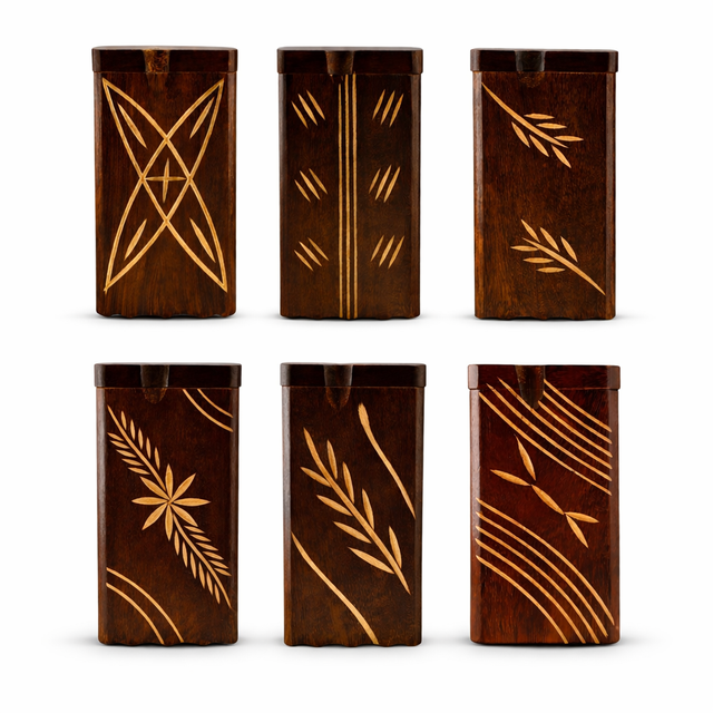 Wooden Dugout Set with One Hitter – Assorted Carved Designs Dugout Super Supplys Inc