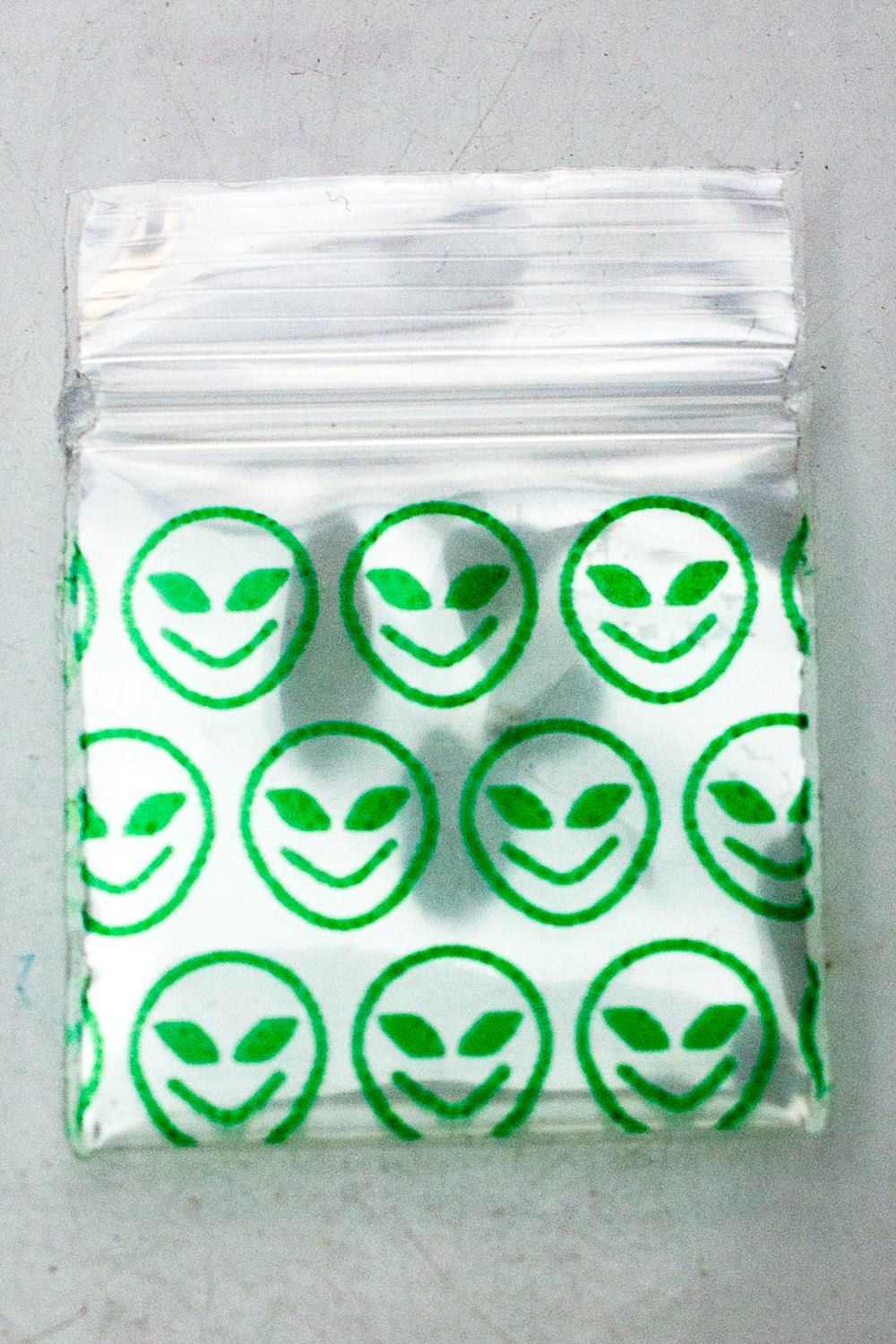 1010 bag 1000 sheets Zip Bag ONE Alien