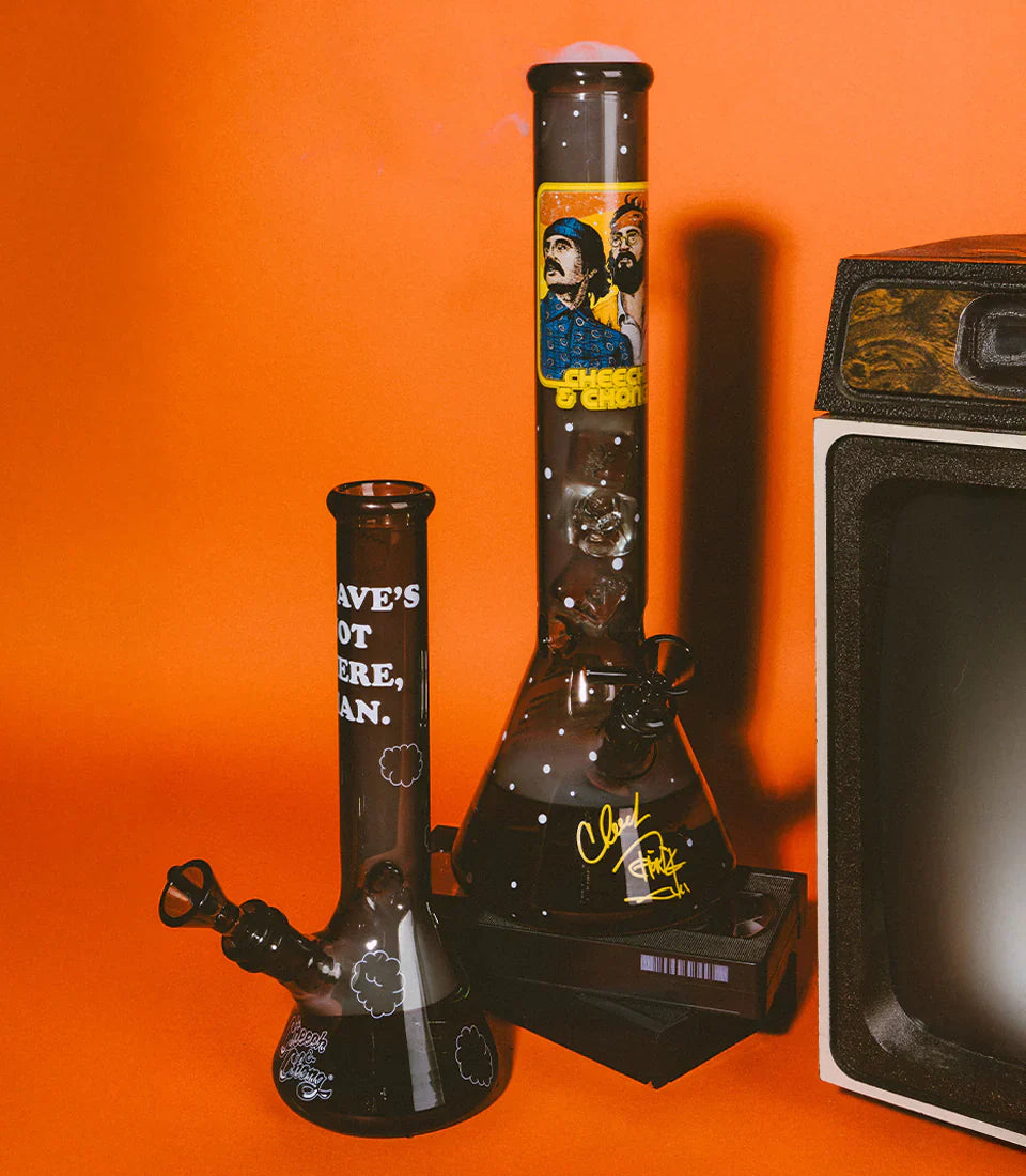 Cheech & Chong® Glass | 10" Dave's Not Here, Man Beaker Base Water Pipe [CC159] Glass Bong Smoking Cat Distribution