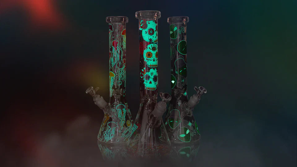 Red Eye Glass® | 10" Sugar Skull Glow-in-the-Dark Water Pipe [REG160] Glass Bong Smoking Cat Distribution